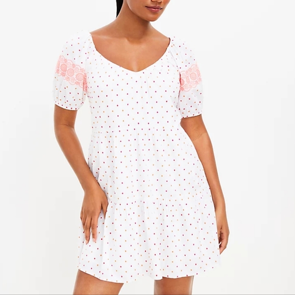 LOFT Dresses & Skirts - LOFT dotted embroidered v neck tiered swing mini dress, xs, white